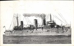 CPA Bateau de Guerre Le D'Entrecasteaux Croiseur de 2eme classe