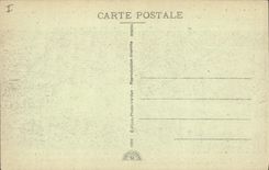 CPA Militaria Ossuaire et phare de Douaumont Arriere du monument Chapelle catholique
