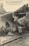 CPA Militaria Un coin de Villers aux Bois apres la victoire de Carency