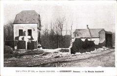 CPA Militaria Guerbigny Le moulin bombarde