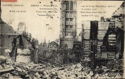 CPA Militaria Arras Hotel de ville vue de la rue Saint Gery