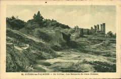 CPA Chateau Hyeres Les Palmiers En colline Les remparts du Vieux Chateau