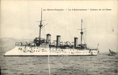 CPA Bateau de guerre Le D'Entrecasteaux Croiseur de 1ere classe
