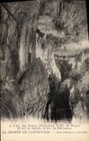 CPA Grotte de Carpe Diem Les Eyzies Dordogne Les colonnes jumelles Grottes 