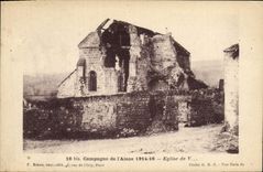 CPA Militaria Campagne de l'Aisne Eglise d eV