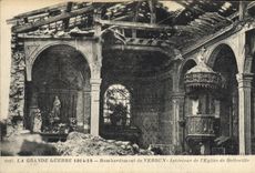 CPA Militaria Bombardement de Verdun Interieur de l'eglise de Belleville