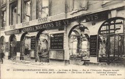 CPA Militaria Le crime de Reims Rue de l'Universite Magasin incendie et bombarde par les Allemands