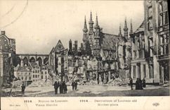 CPA Militaria Ruines de Louvain Vieux marche