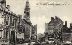 CPA Militaria Albert Un coin de la ville apres le passage des Allemands
