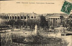 CPA Palais de justice Nimes L'esplanade Les arenes Fontaine Pradier