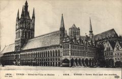 CPA Militaria Ypres Hotel de ville et Halles