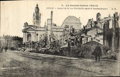 CPA Militaria Lille Aspect de la rue Faidherbe apres les bombardement