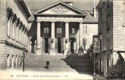 CPA Palais de justice Poitiers Facade 