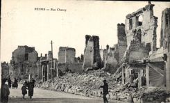 CPA Militaria Reims Rue Chanzy