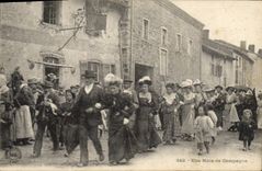 CPA Folklore Une noce de campagne Mariage 