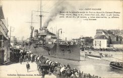 CPA Bateau de guerre Saint Nazaire Aspect de la nouvelle entree du port au depart du cuirasse France
