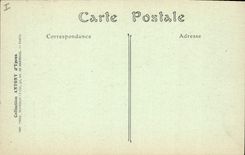 CPA Militaria Ypres La Grande Place 