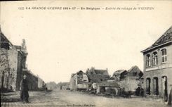 CPA Militaria La Grande Guerre 1914 15 En Belgique Entree du village de Woesten 