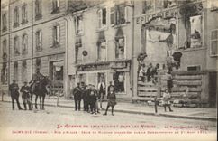 CPA Militaria La Guerre de 1914 15 16 17 dans les Vosges Saint Die Rue d'Alsace Serie de maisons inc