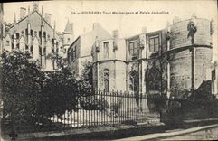 CPA Palais de Justice Poitiers Tour Monbergeon