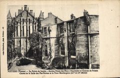 CPA Palais de Justice Poitiers Ancien Palais des Ducs d'Aquitaine et Comtes de Poitou