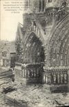 CPA Militaria Bombardement de la cathedrale Reims