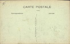 CPA Militaria Coucy le Chateau L'Hotel des ruines et de la terrasse lui meme en ruines