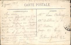 CPA Militaria Le crime de Reims Maison incendiee et bombardee par les Allemands