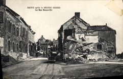 CPA Militaria Roye La Rue Basseville