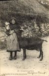 CPA Folklore Auvergnate et sa chevre TOP 