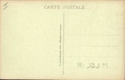 CPA Folklore Auvergne Riche costume auvergnat Coiffure a l'ombrage