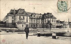 CPA Prefecture Troyes 