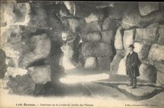 CPA Rennes Interieur de la Grotte du Jardin des Plantes Grottes 