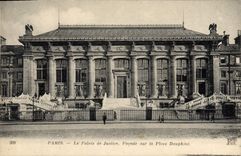 CPA Palais de Justice Facade sur la Place Dauphine Paris