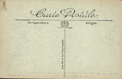 CPA Militaria Les Ruines de la Grande Guerre le Viliage et Route de Paris 