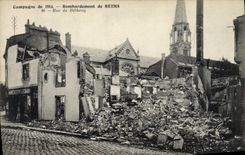 CPA Militaria Campagne de 1914 Bombardement de Reims Rue de Betheny