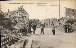 CPA Militaria L'Aisne devastee Avenue de la Gare Anizy le Chateau