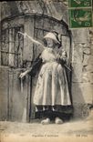 CPA Folklore Paysanne d'Auvergne 