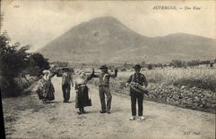 CPA Folklore Auvergne une Noce 