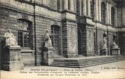 CPA Rennes palais de Justice L'Entree Statue des Juriconsultes d'Argentre Le Chalotais Gerbier Toull
