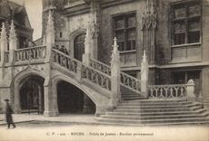CPA Rouen Palais de Justice Escalier monumental