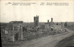 CPA Militaria Bataille de la Marne du 6 au 12  Sept Huiron Rue descendante 