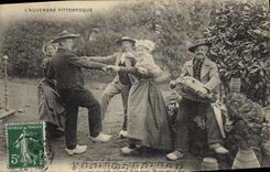 CPA Folklore l'Auvergne Pittoresque 