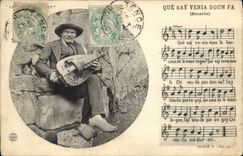 CPA Folklore Bourree d'Auvergne sur la chanson que say venia doun fa 