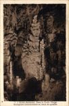 CPA L'Sven Armand dans la Foret vierge Stalagmite monumentale au bord du gouffre 