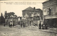 CPA Militaria Guerre de 1914 Creil incendie par les Allemands maisons Epicerie Buvette