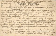 CPA Folklore L'Auvergne Jeune Auvergnate se rendant a la Fontaine 