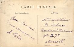 CPA Folklore Paysans d'Auvergne se rendant au marche Cheval Enfants 