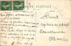 CPA Folklore en Auvergne un repas de Noce 