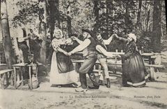 CPA Folklore Bourree d'Auvergne 